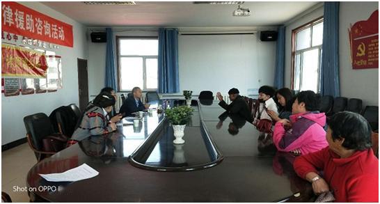 昭烏達(dá)南路街道西黑河村開(kāi)展法律援助咨詢活動(dòng)技術(shù)服務(wù)